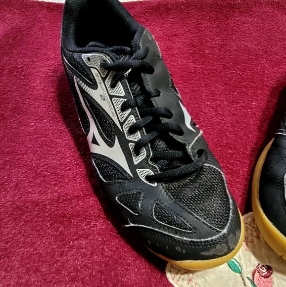 Mizuno Women's Wave Cyclone 2 Volleyball Shoe Black/silver Size 9 - Picture 7 of 14